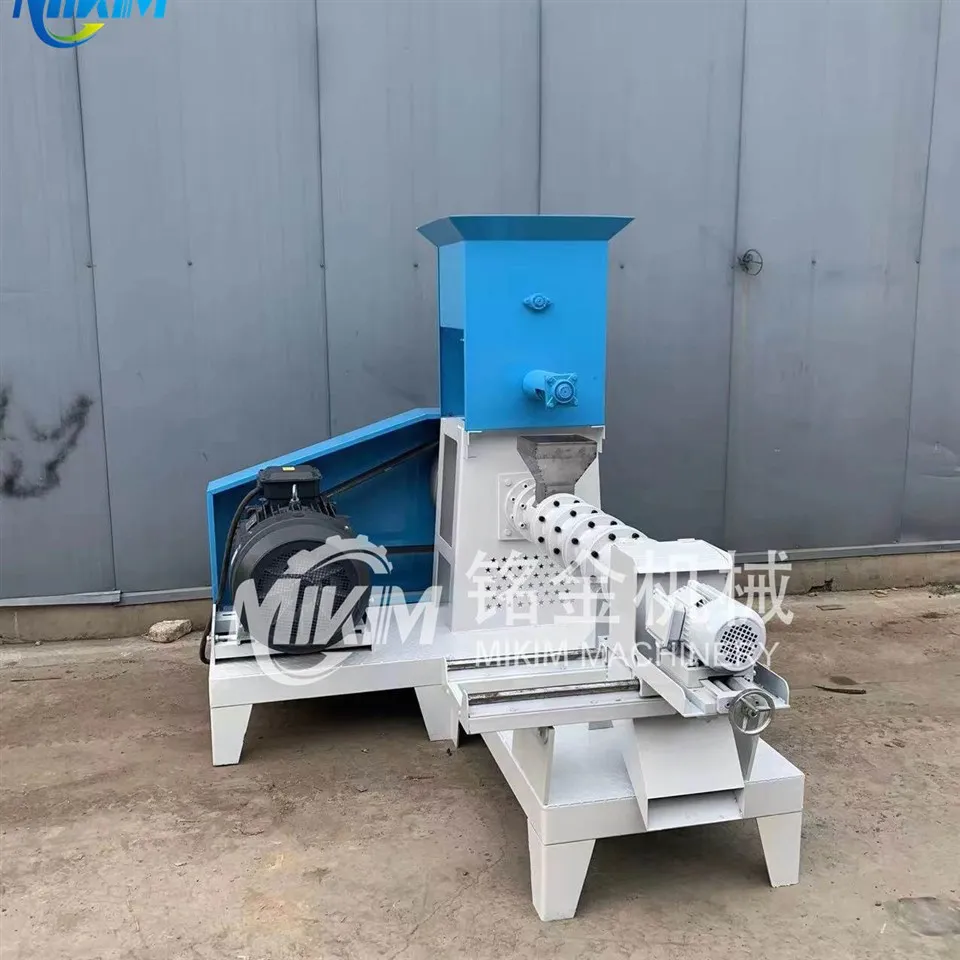 Stroj na výrobu krmiva pre ryby